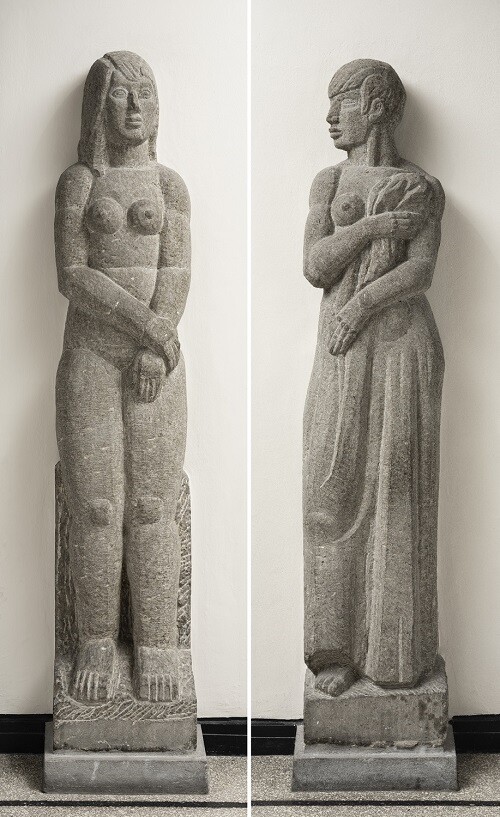 GUSTAV HEINRICH WOLFF (1886-1934), Kaminfiguren, 1925, Kalkstein, je 209 x 42,5 x 25,5 cm Hamburger Kunsthalle, Dauerleihgabe der Stiftung Hamburger Kunsthalle erworben, 1958   SHK / Hamburger Kunsthalle ©Foto: Christoph Irrgang