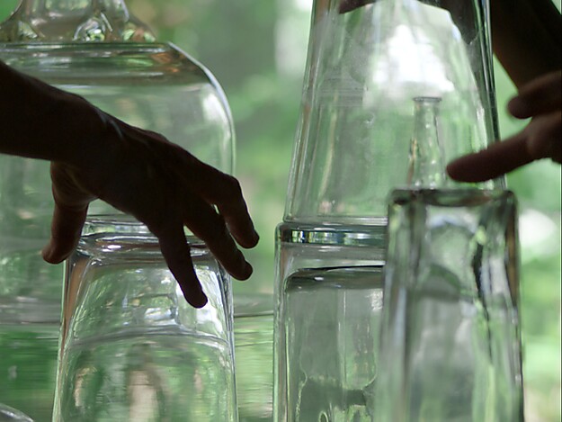 Manon de Boer *1966 / Latifa Laâbissi (*1964), Ghost Party (2), 2022, (Still) © Courtesy Jan Mot gallery and the artists