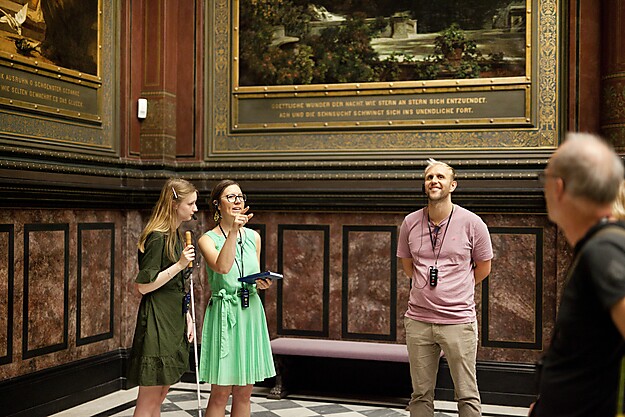 Dialogische Führung, © Hamburger Kunsthalle, Foto: Vera Drebusch Dialogische Führung, © Hamburger Kunsthalle, Foto: Vera Drebusch